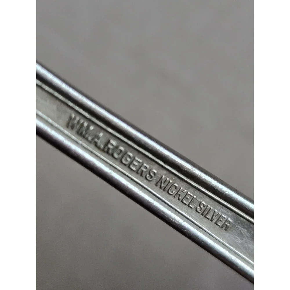 Antique Wm A Rogers Nickel Silver Lettuce Salad Serving Fork Ornate Scroll